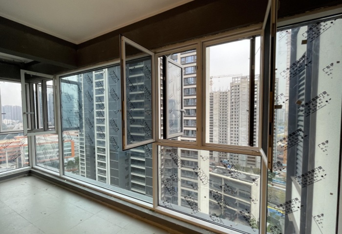 青島裝修，陽臺封窗有哪些注意事項(xiàng)？