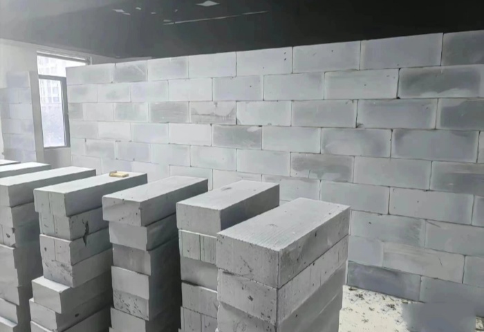 裝修砌墻，輕體磚與紅磚之選 &mdash;&mdash; 青島業(yè)主必看！